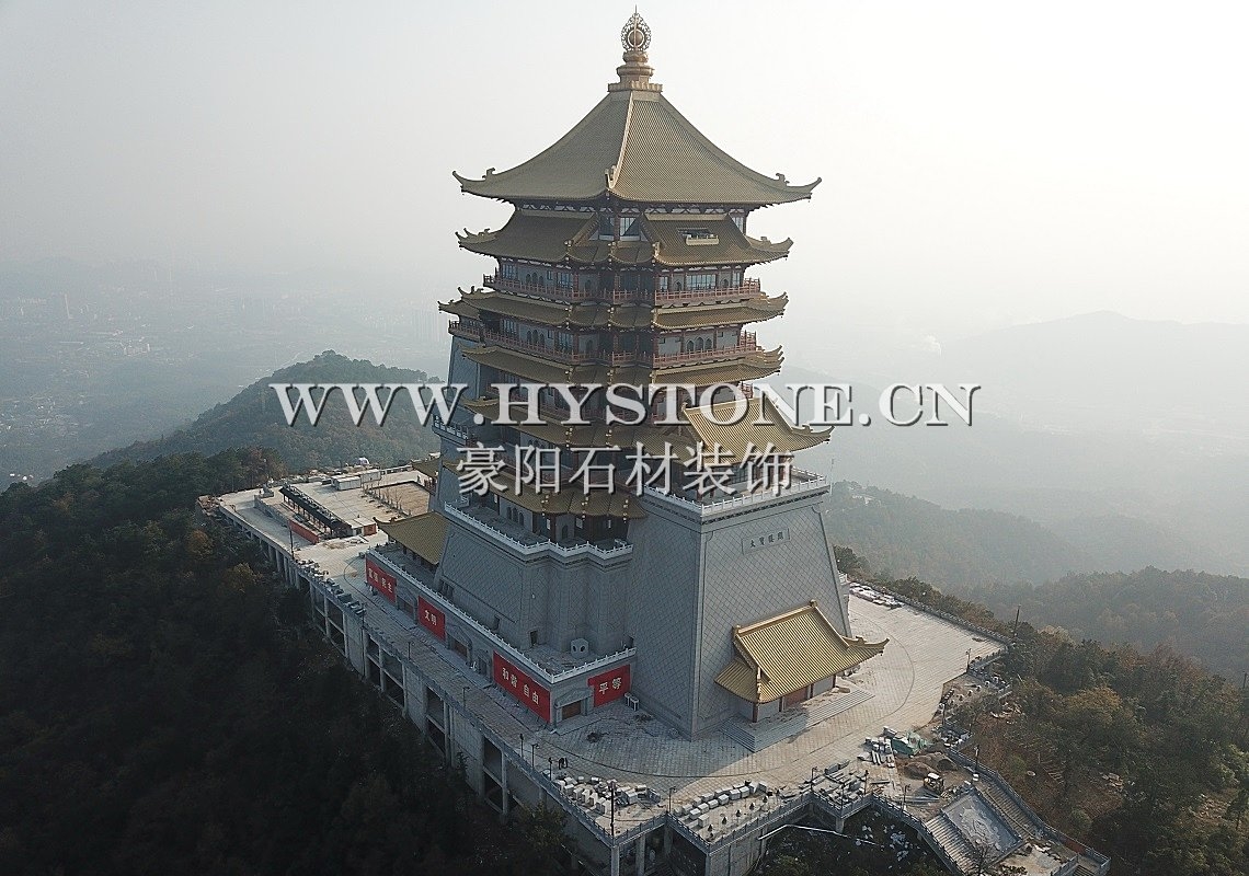东方山琉璃宝塔